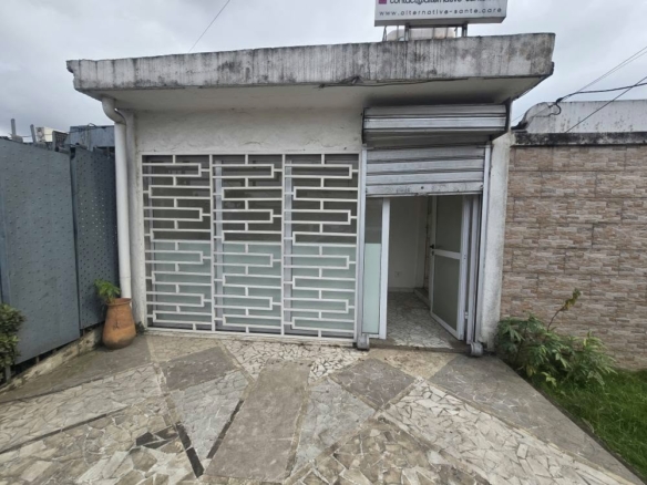 Boutique à louer à bonamoussadi, Douala
