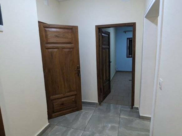 Appartement moderne, Odza petit marché, Yaoundé