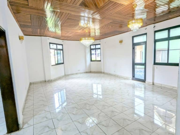 APPARTEMENT HAUT STANDING À LOUER, OMNISPORT, YAOUNDÉ