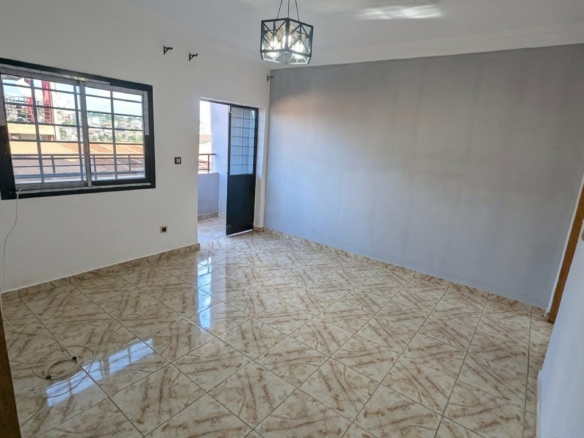 APPARTEMENT À LOUER, YAOUNDÉ ÉLEVEUR