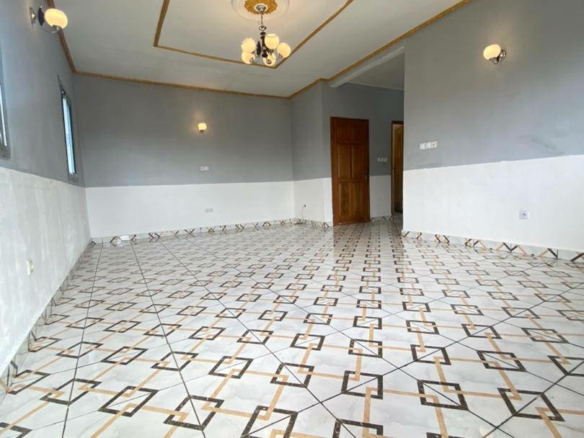 GRAND APPARTEMENT MODERNE STAFFÉ, DOUALA LOGPOM BASSON