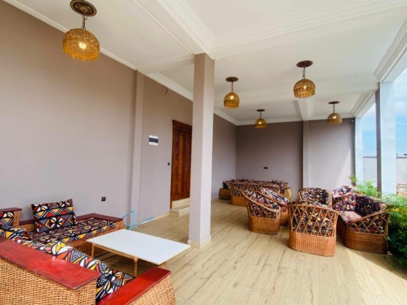 Appartement moderne avec piscine, Yaoundé Odza Borne10