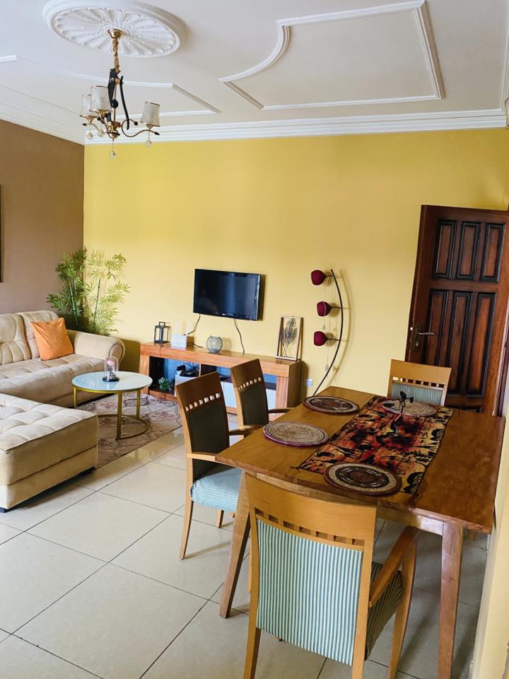 32871- APPARTEMENT MEUBLÉ, YAOUNDÉ ODZA BORNE 10