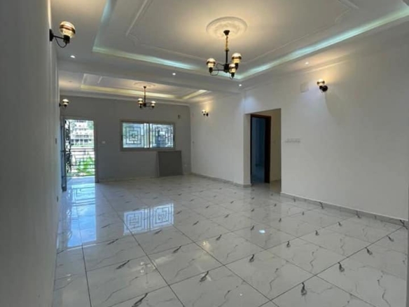 Joli appartement moderne à louer, Douala Logbessou