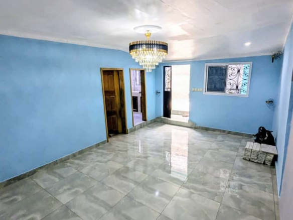YAOUNDÉ NLONGKAK  MAGNIFIQUE STUDIO NOUVELLEMENT CONSTRUIT