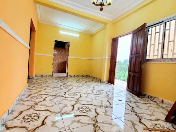 Appartement à louer Efoulan dèrière sous préfecture