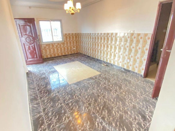APPARTEMENT MODERNE STAFFÉ SITUÉ À SABLE BONAMOUSSADI