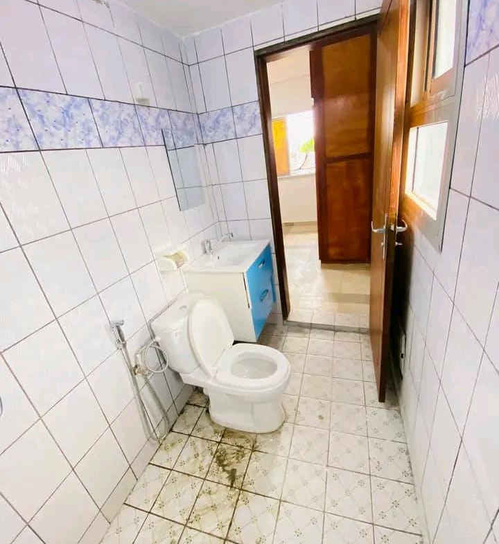 MAGNIFIQUE APPARTEMENT NEUF STAFFÉ SITUÉ À LOGBESSOU