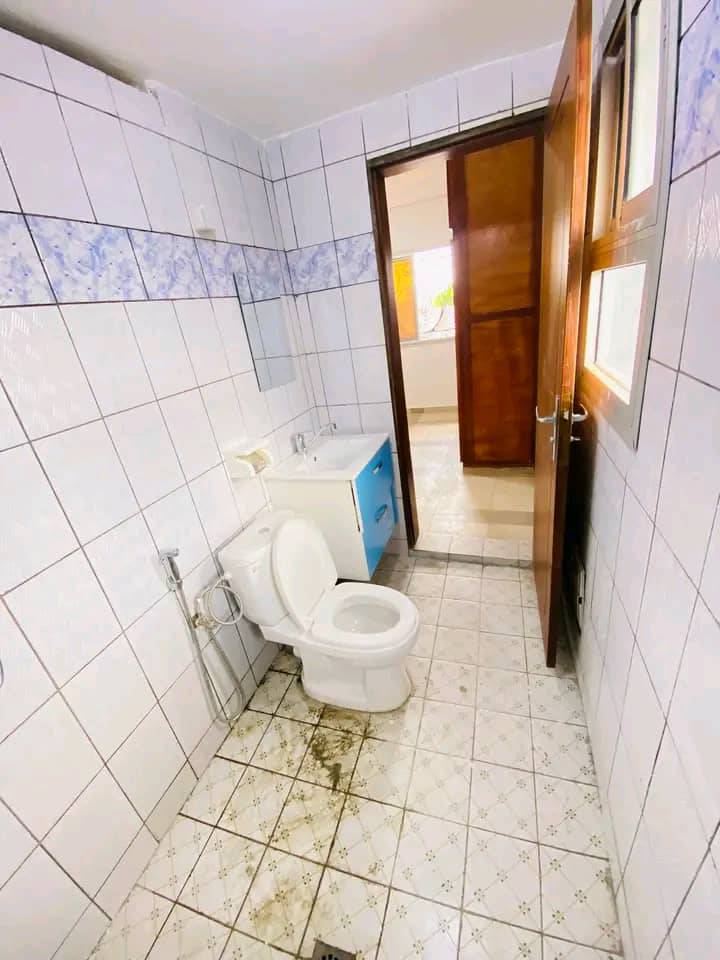MAGNIFIQUE APPARTEMENT NEUF STAFFÉ SITUÉ À LOGBESSOU