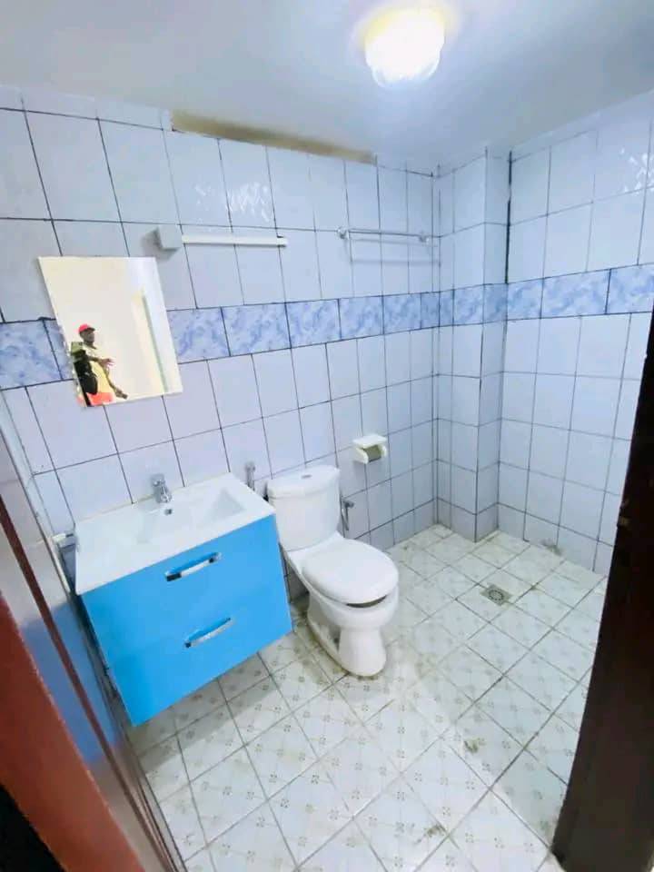MAGNIFIQUE APPARTEMENT NEUF STAFFÉ SITUÉ À LOGBESSOU