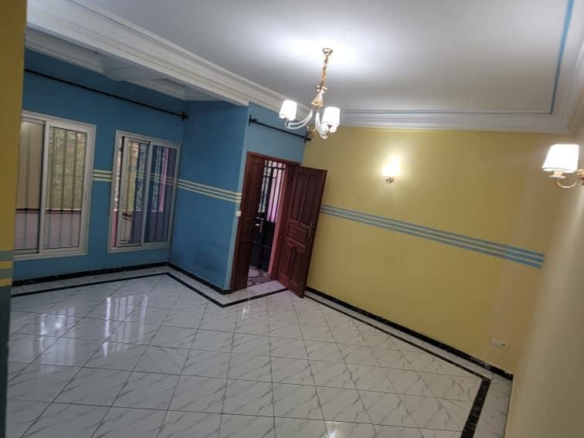 Appartement à louer petit marché Fougerolle, Yaoundé