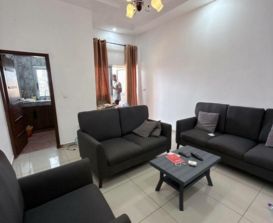  Studio moderne Nkolfoulou montée Saplait