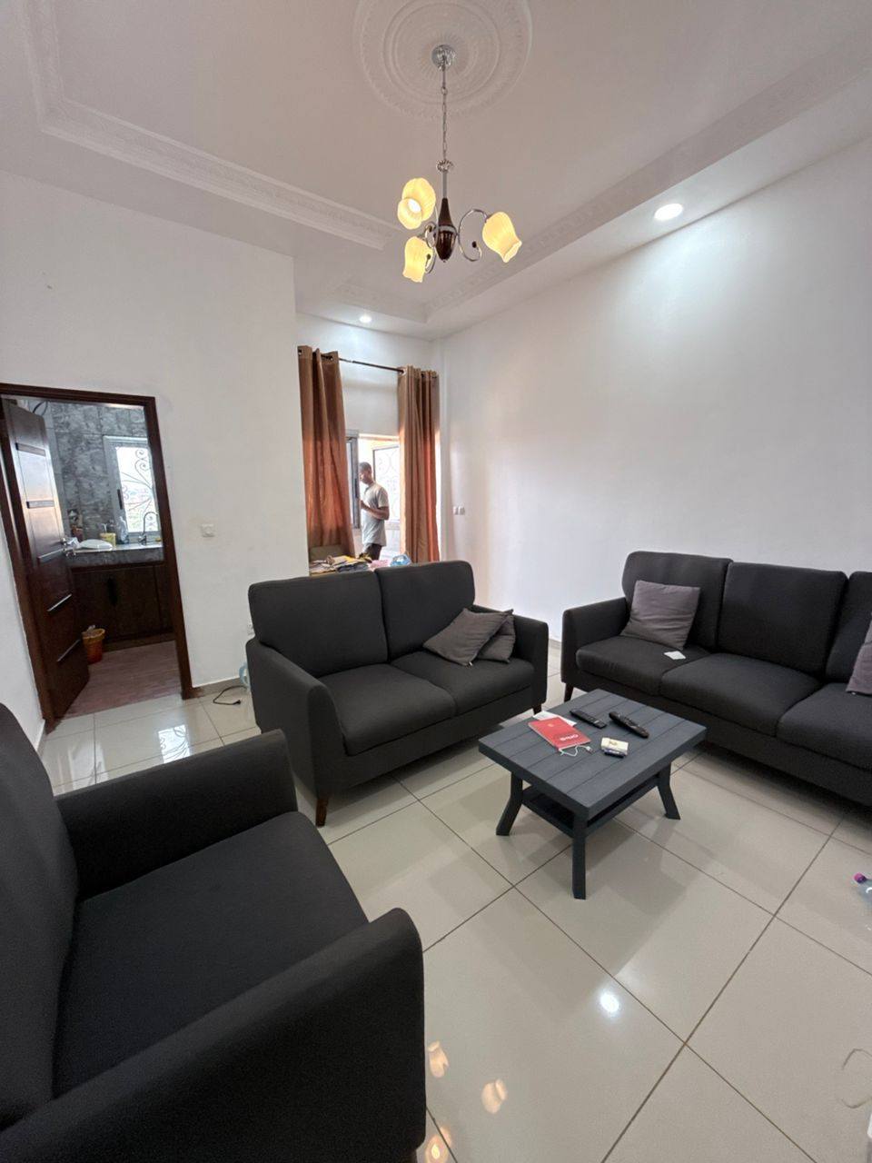  Studio moderne Nkolfoulou montée Saplait