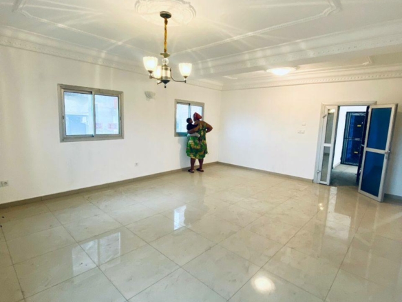 Appartement à louer à Makepe Prix 230000fcfa