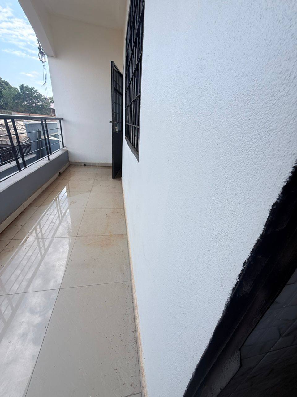 APPARTEMENT NEUF À LOUER NGOUSSO