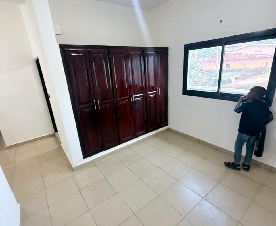 APPARTEMENT NEUF À LOUER NGOUSSO