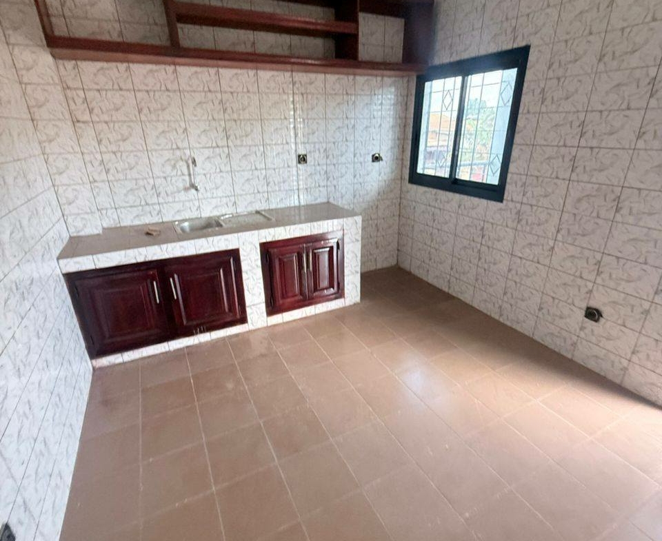 APPARTEMENT NEUF À LOUER NGOUSSO