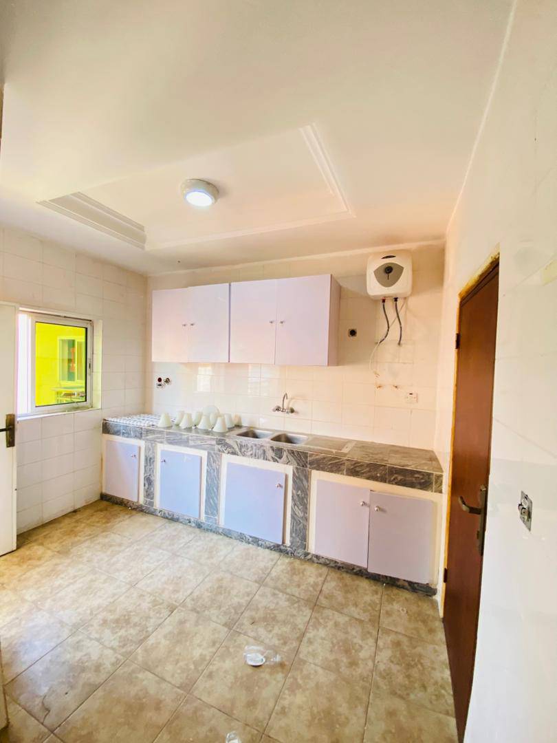 APPARTEMENT MODERNE STAFFÉ SITUÉ À MAKÉPÉ SAINT TROPEZ