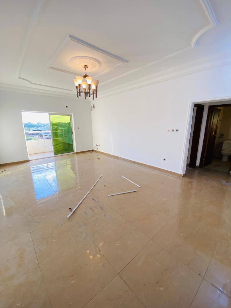 40788- APPARTEMENT MODERNE STAFFÉ SITUÉ À MAKÉPÉ SAINT TROPEZ
