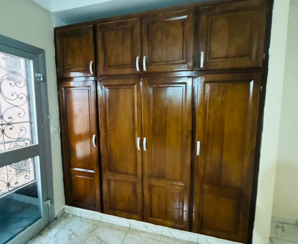 Appartement haut standing Nsimeyong Terre Rouge