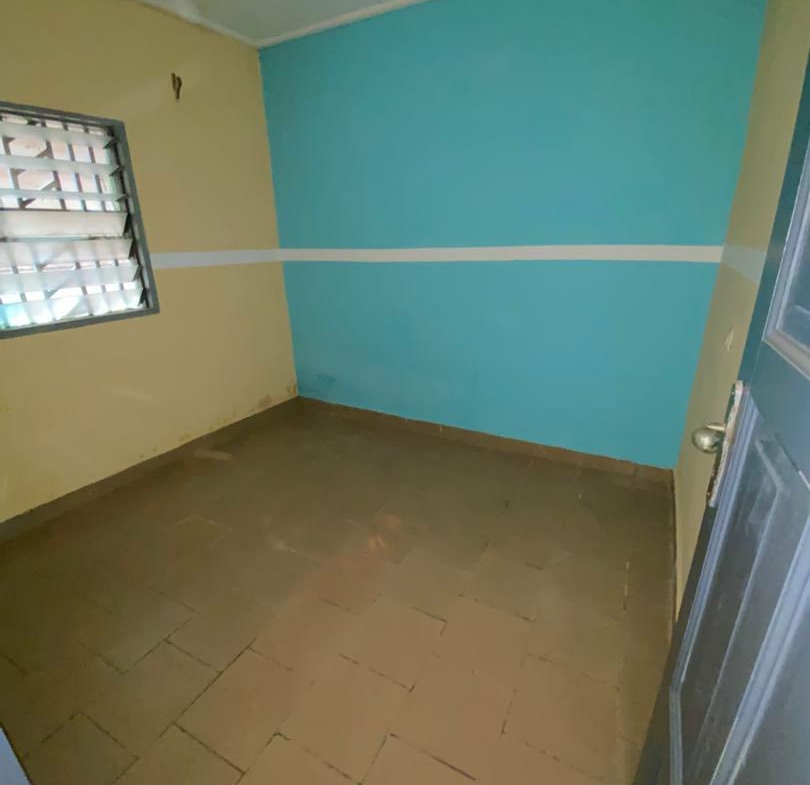 Grand studio moderne à Bonas