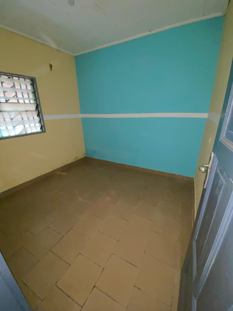 Grand studio moderne à Bonas