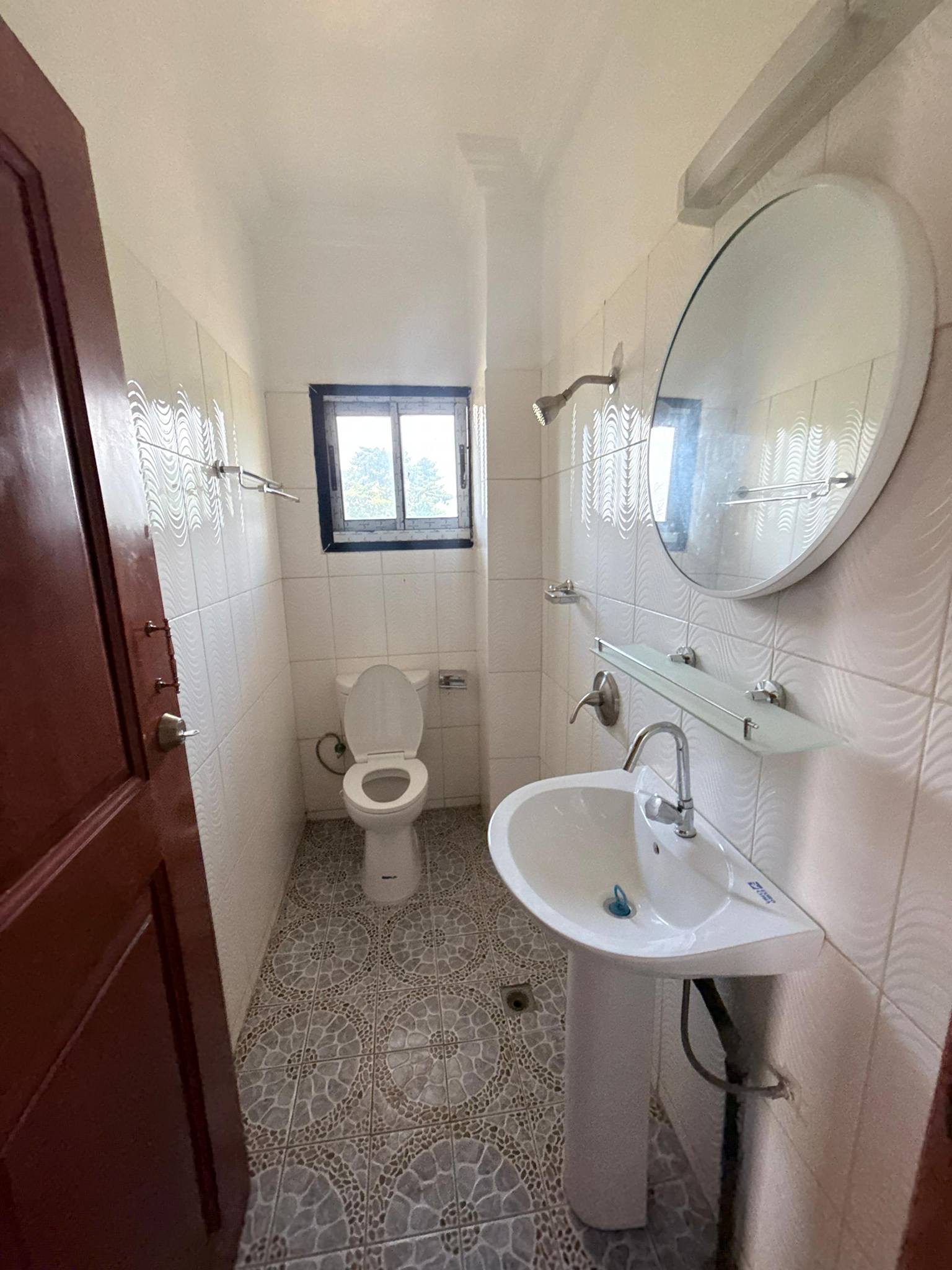 APPARTEMENT DE BON STANDING À LOUER, YAOUNDÉ NGOUSSO