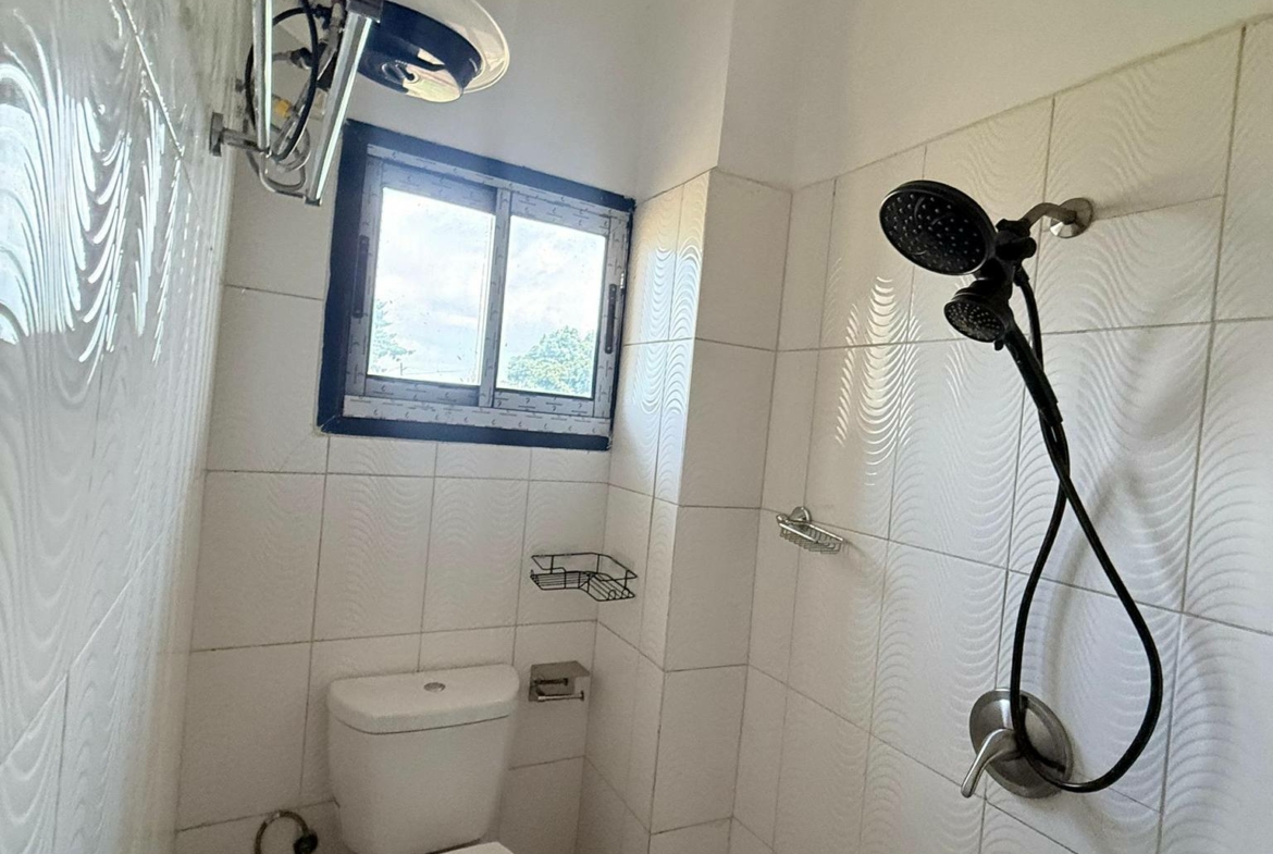 APPARTEMENT DE BON STANDING À LOUER, YAOUNDÉ NGOUSSO