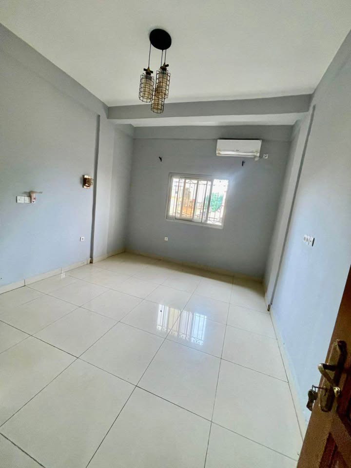APPARTEMENT HAUT STANDING À LOUER, YAOUNDÉ ESSOS