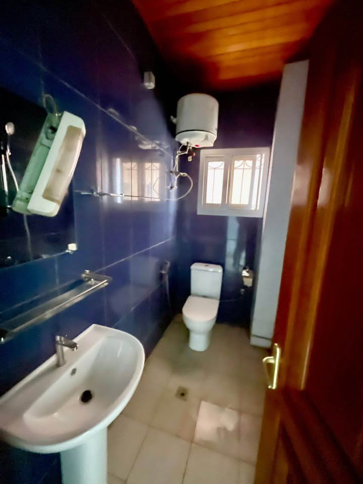 APPARTEMENT HAUT STANDING À LOUER, YAOUNDÉ ESSOS