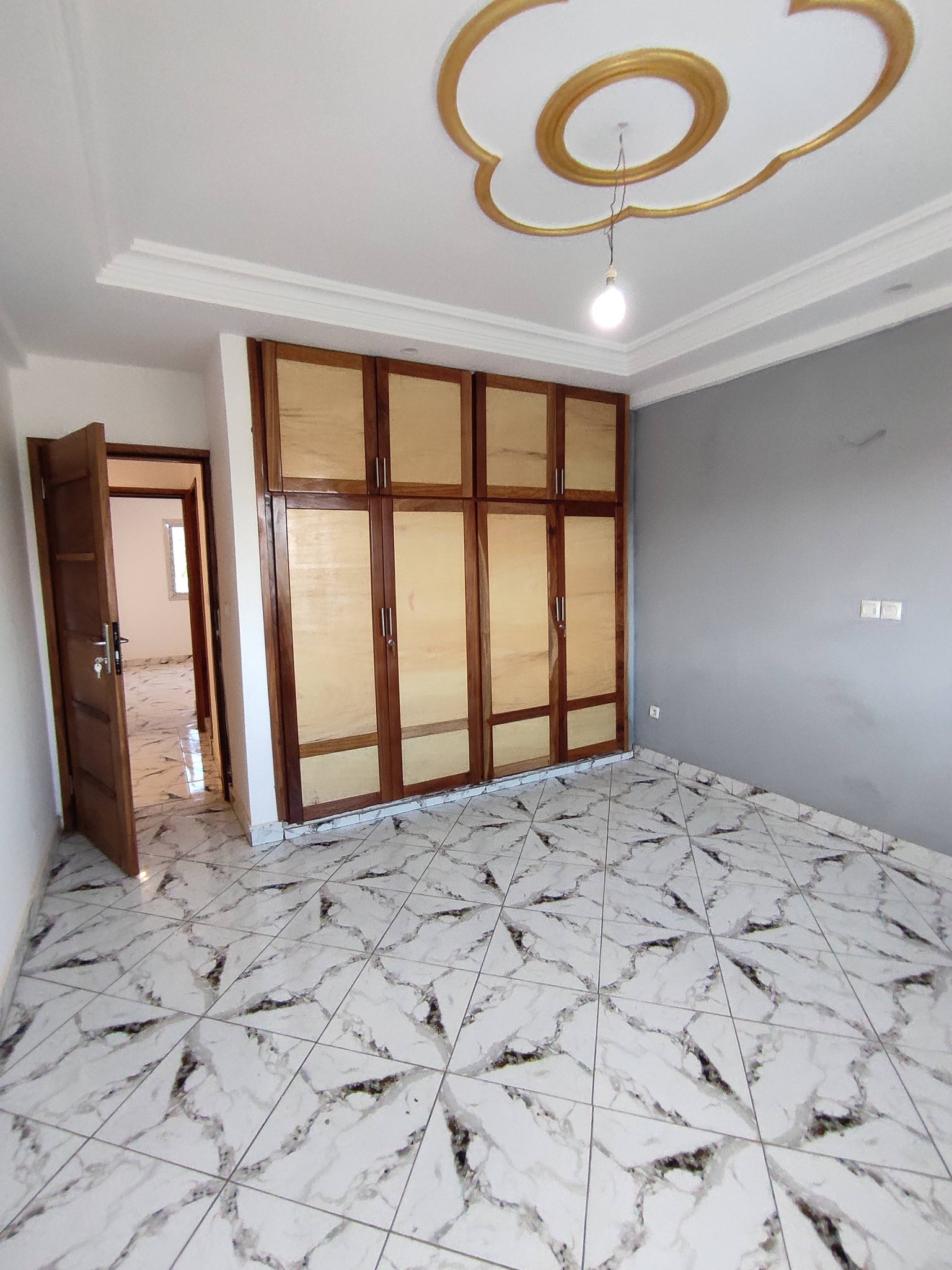 BI_appart_nkozoa_240526_chb2 Appartement moderne à louer à Yaoundé Nkozoa vers Olembé