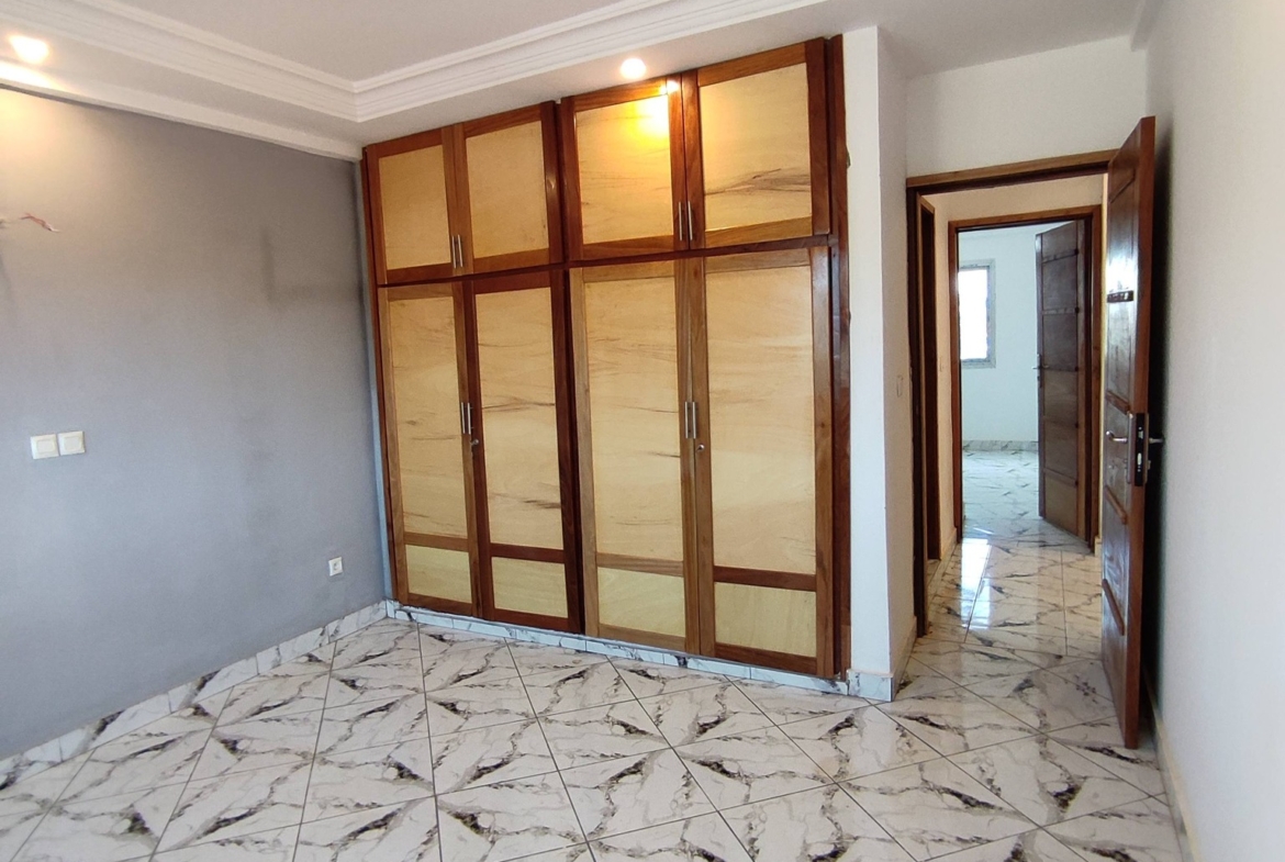 Appartement moderne à louer à Yaoundé Nkozoa vers Olembé