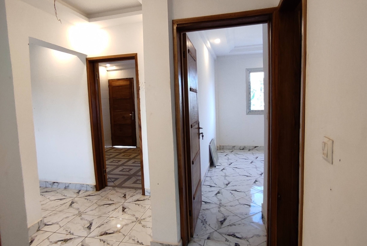Appartement moderne à louer à Yaoundé Nkozoa vers Olembé