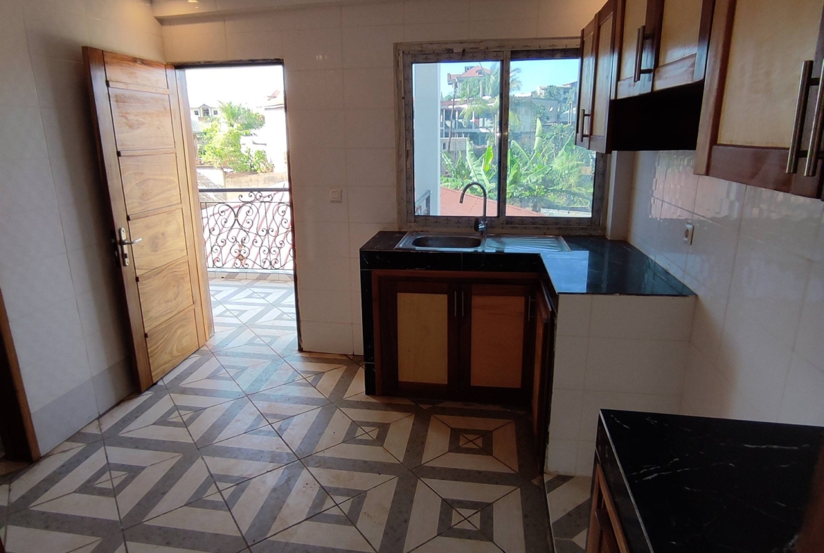 Appartement moderne à louer à Yaoundé Nkozoa vers Olembé