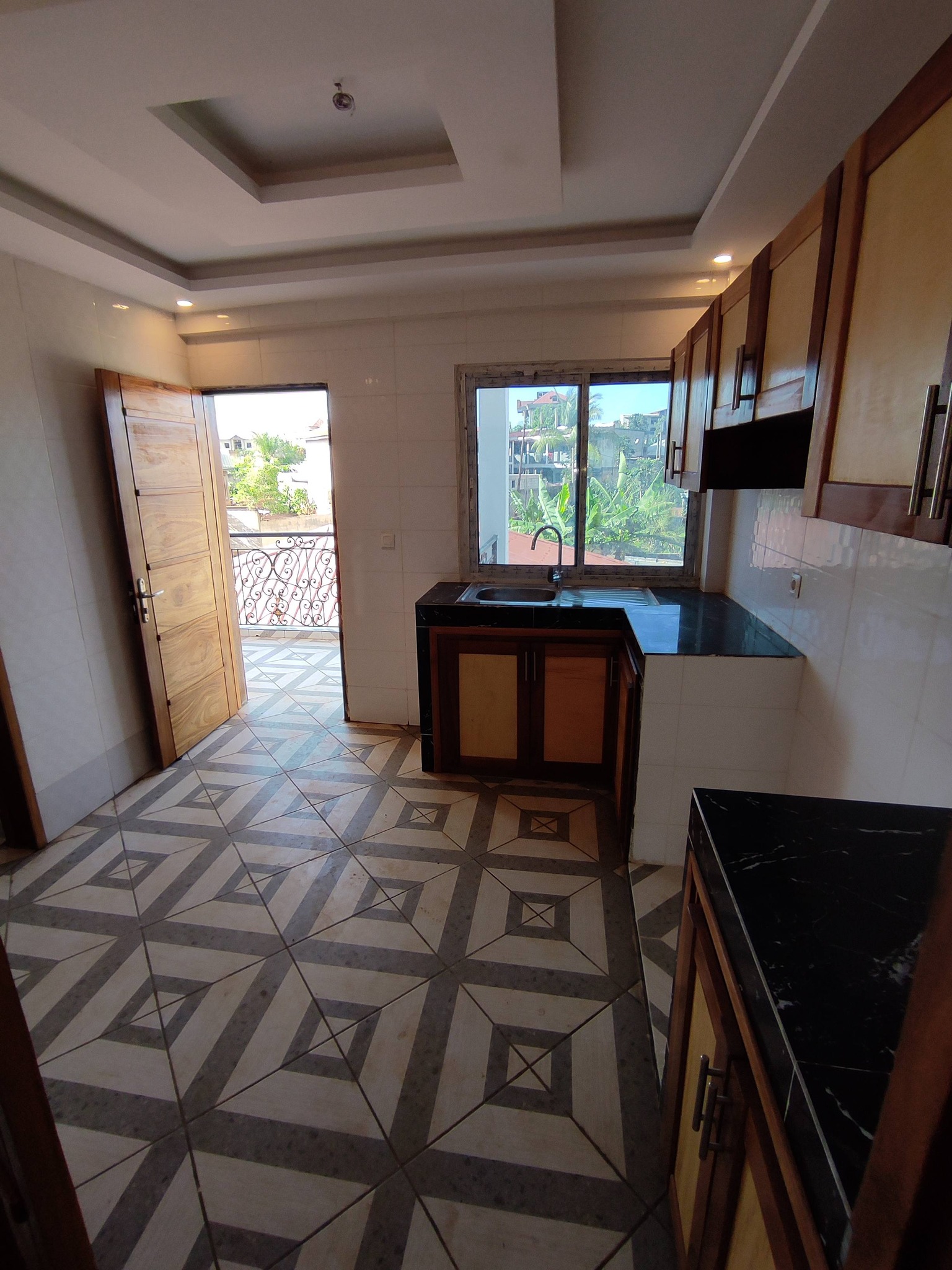 BI_appart_nkozoa_240526_csn1 Appartement moderne à louer à Yaoundé Nkozoa vers Olembé