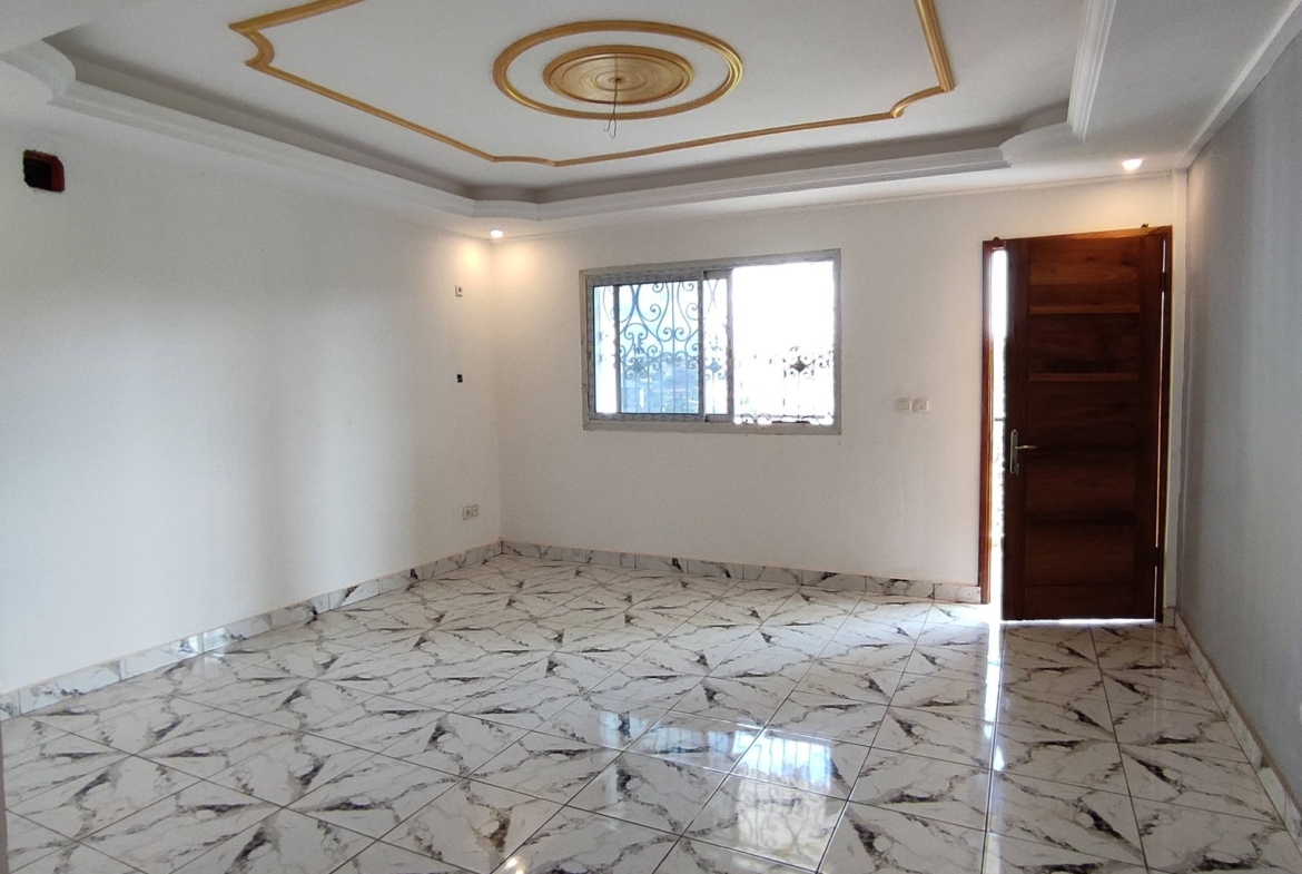 Appartement moderne à louer à Yaoundé Nkozoa vers Olembé