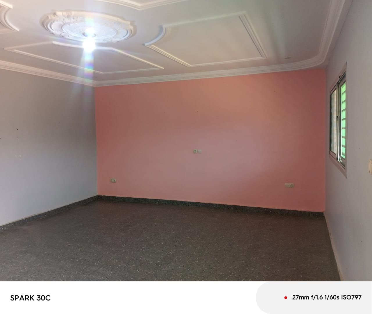 MAISON DANS LA BARRIERE EN LOCATION À NGAOUNDERE BEKA