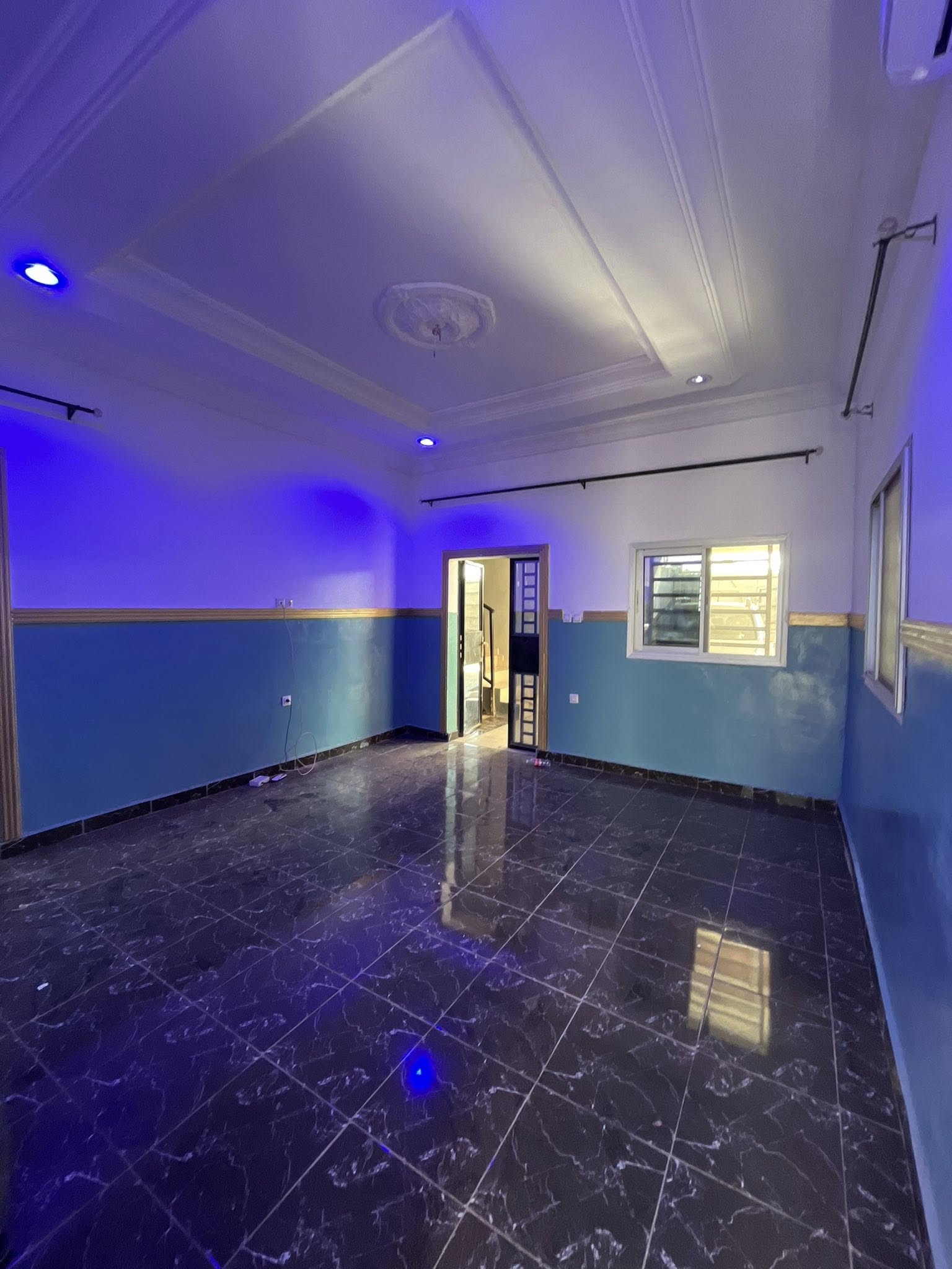 42097- Appartement disponible dans un camp à Garoua Kanadi