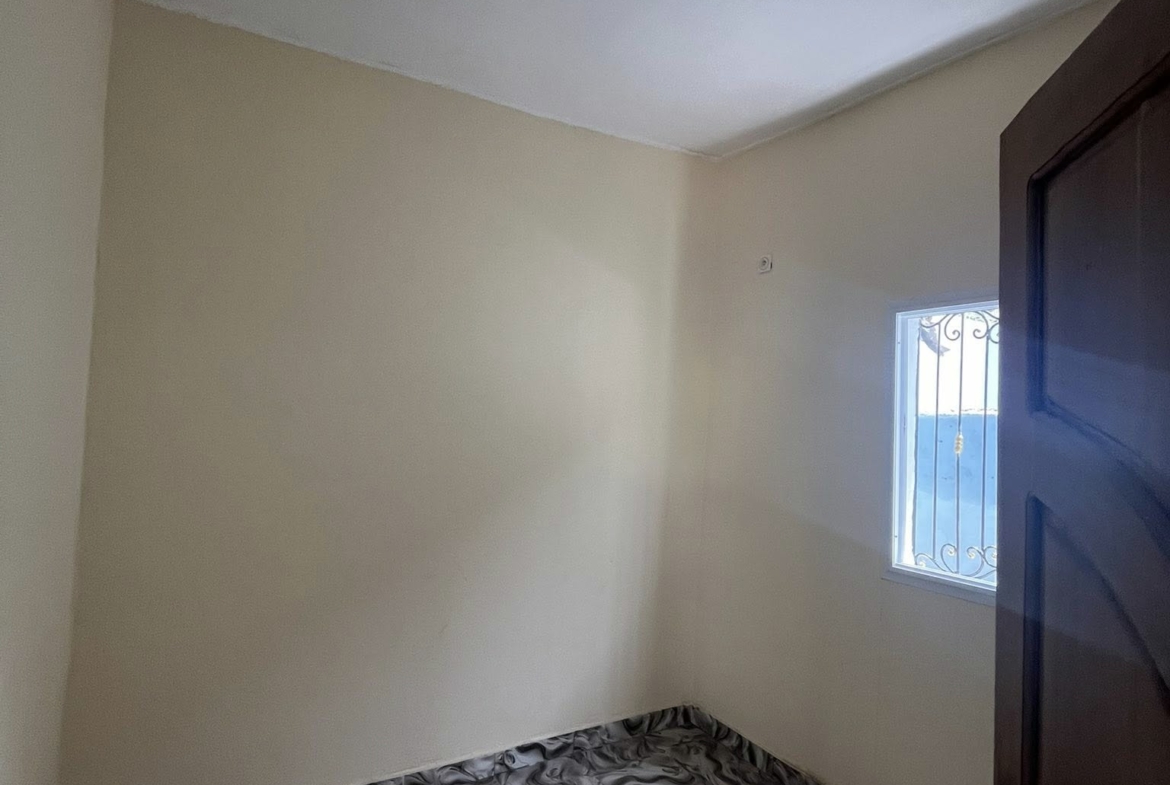 Studio haut standing nouvellement construit à Garoua Ndokobaï