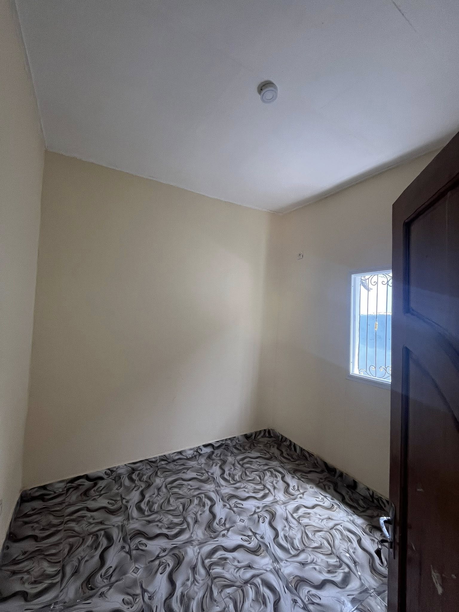 Studio haut standing nouvellement construit à Garoua Ndokobaï