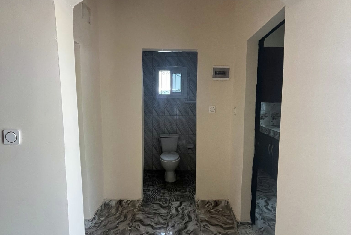 Studio haut standing nouvellement construit à Garoua Ndokobaï