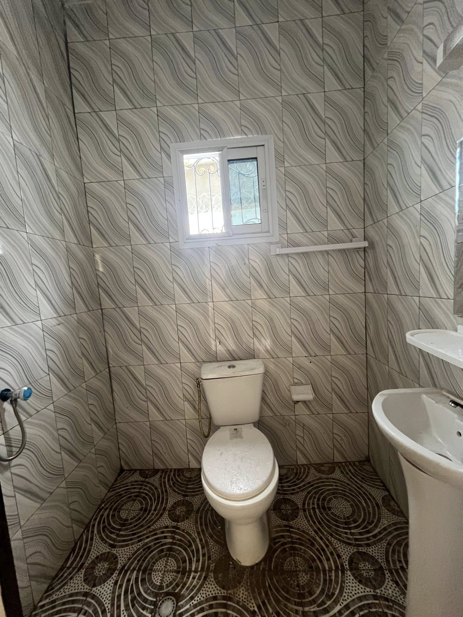 Studio haut standing nouvellement construit à Garoua Ndokobaï