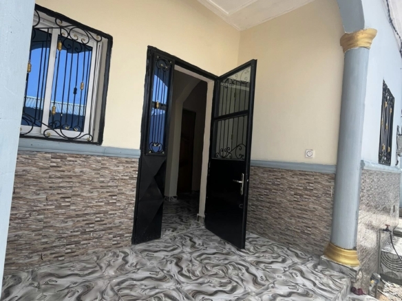 Studio haut standing nouvellement construit à Garoua Ndokobaï