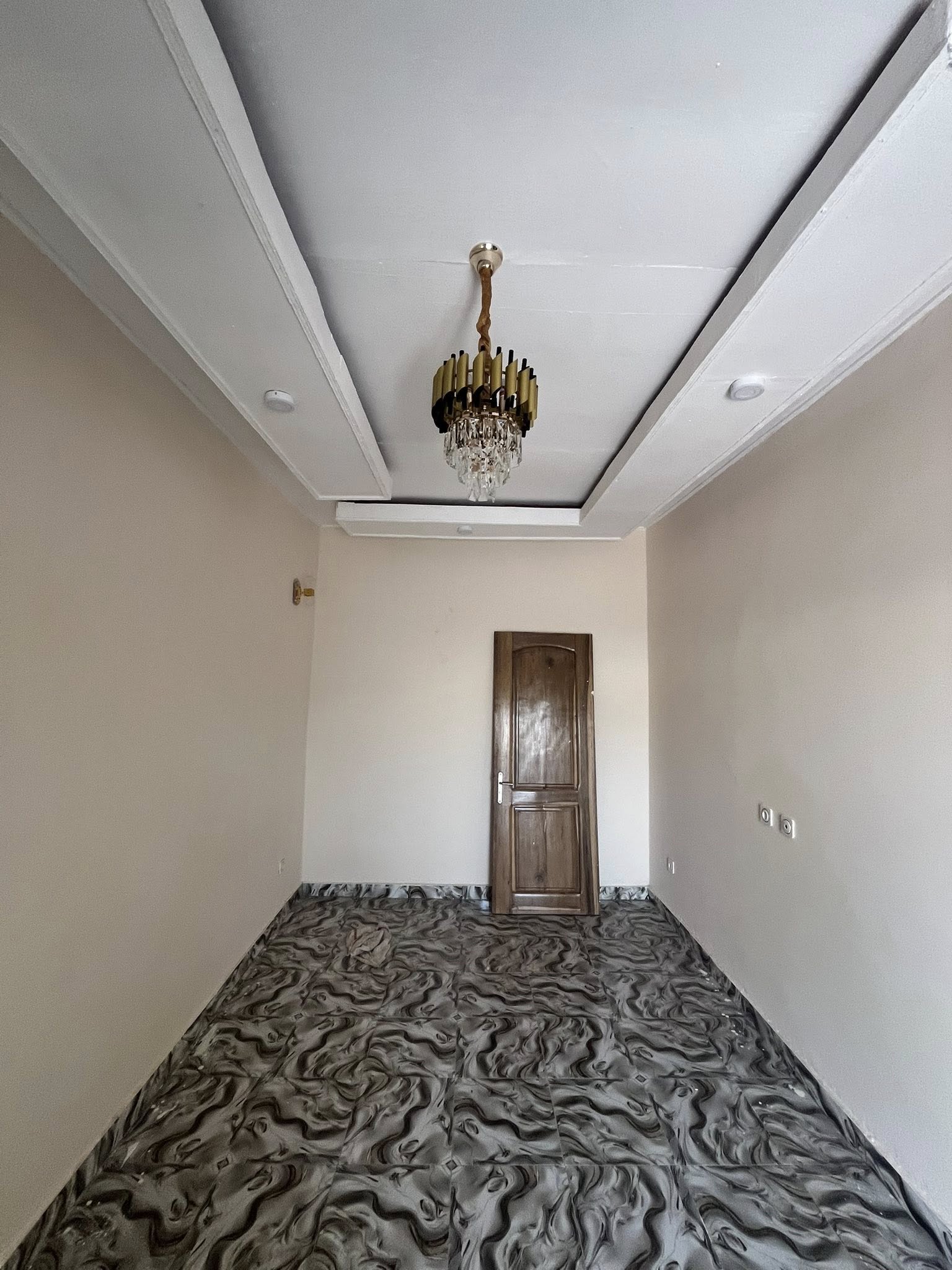 Studio haut standing nouvellement construit à Garoua Ndokobaï