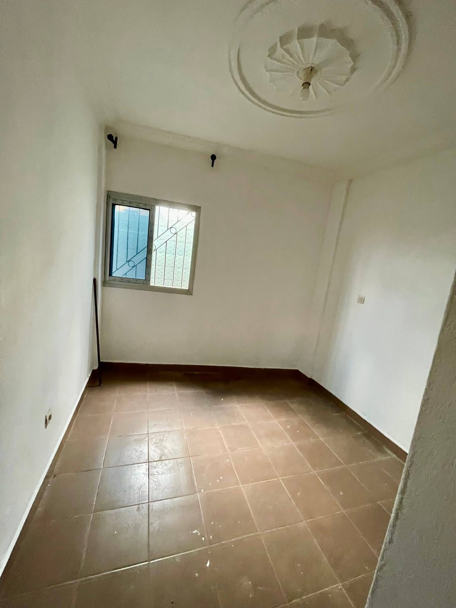 Appartement moderne à louer à Nsimeyong