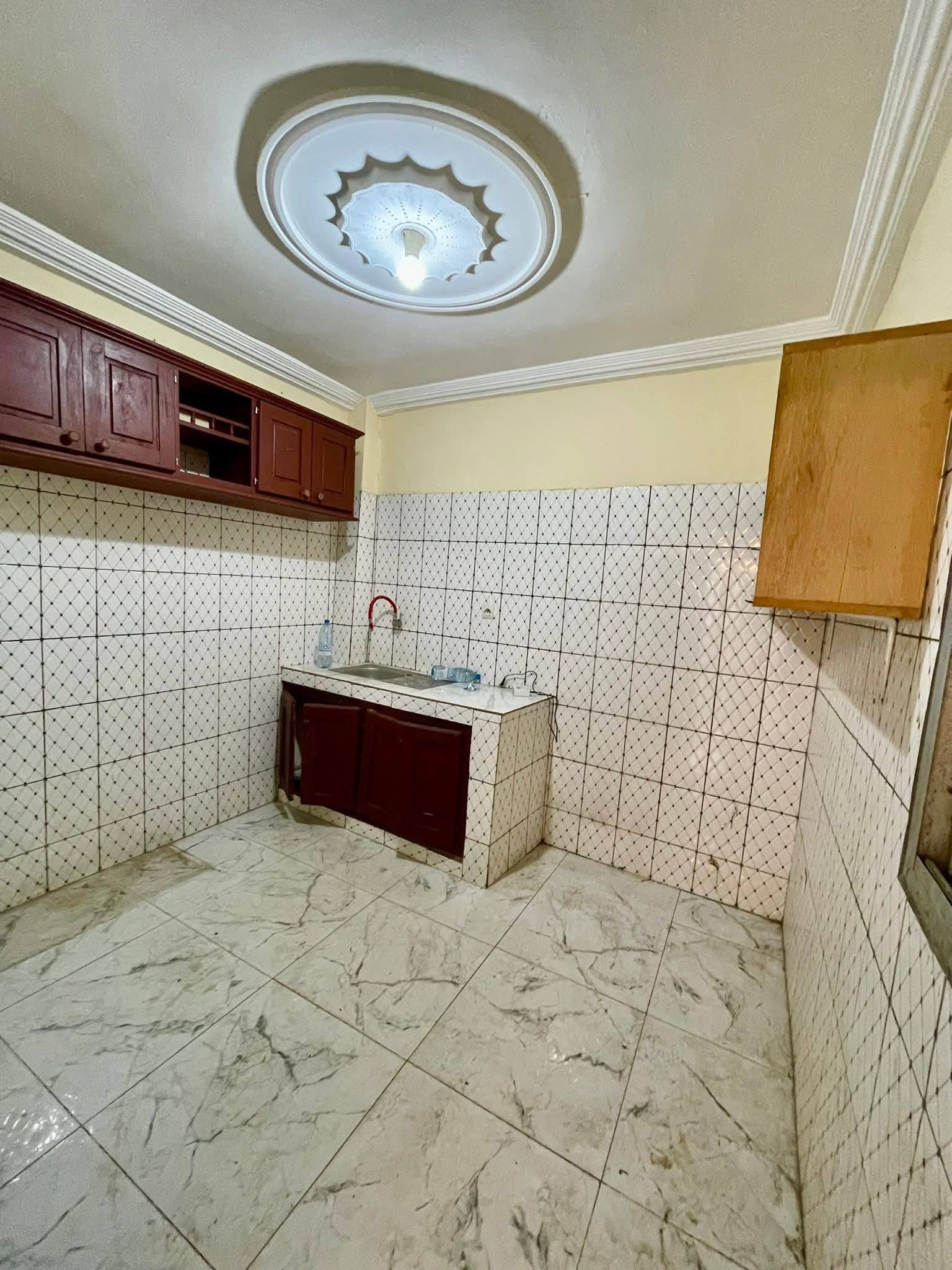 Appartement moderne à louer à Nsimeyong