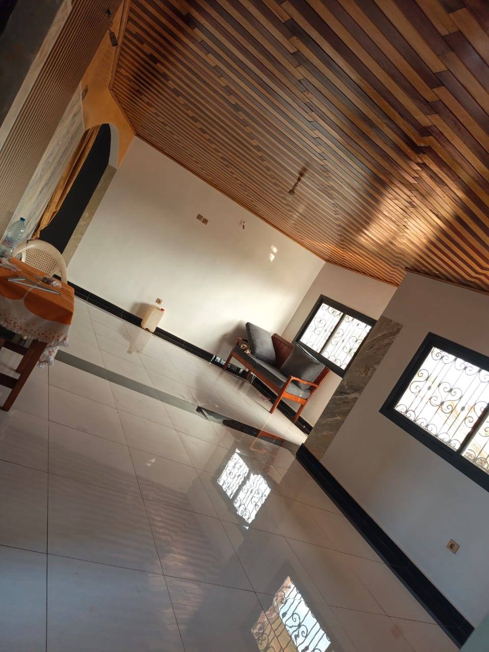 APPARTEMENT ULTRA CONFORTABLE, CAMI TOYOTA BAFOUSSAM