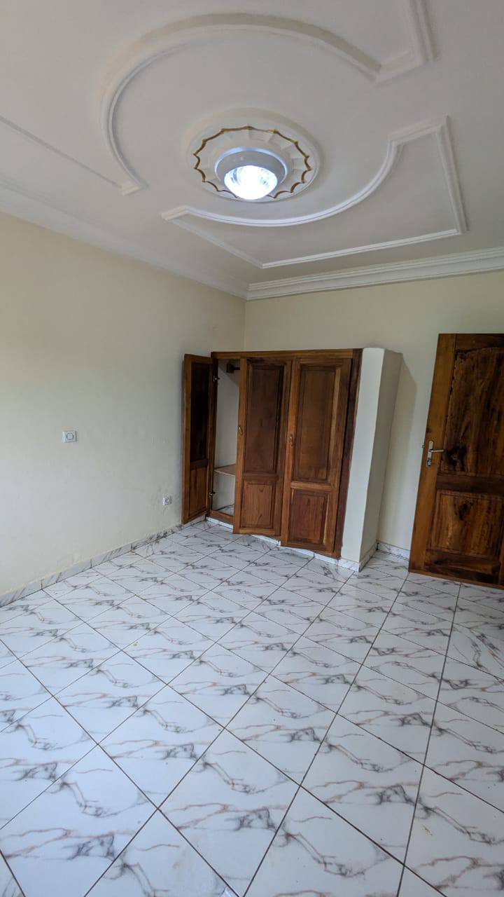 MAGNIFIQUE APPARTEMENT À LOUER, YAOUNDÉ EMANA
