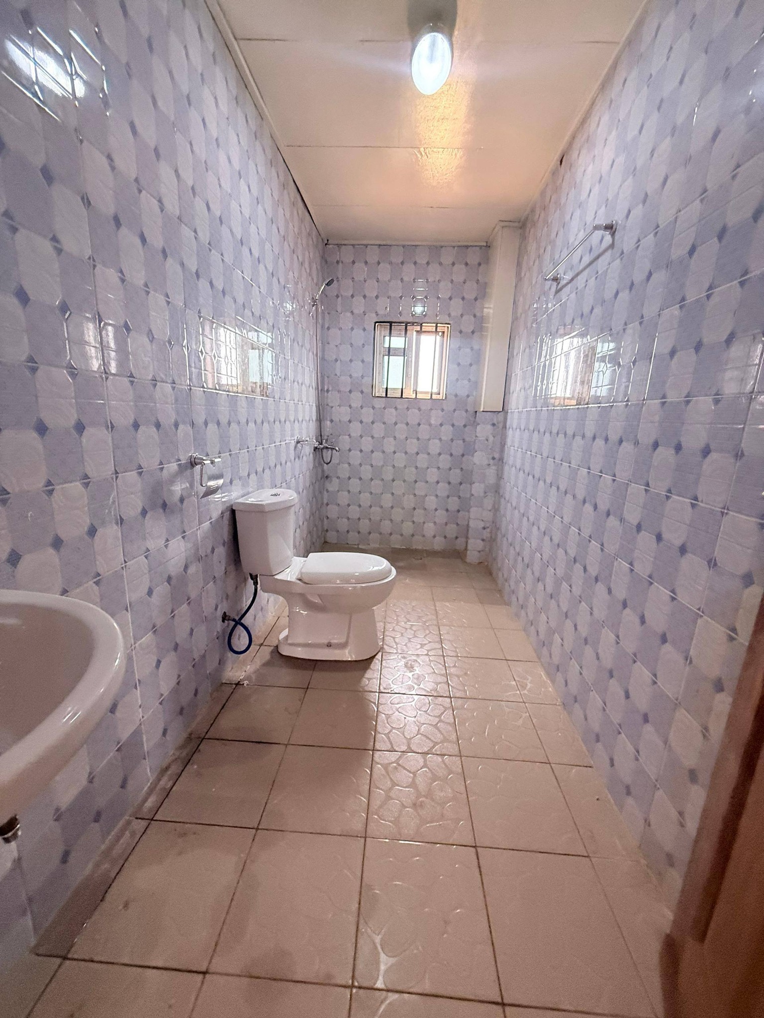 YAOUNDÉ NKOLFOULOU APPARTEMENT MODERNE