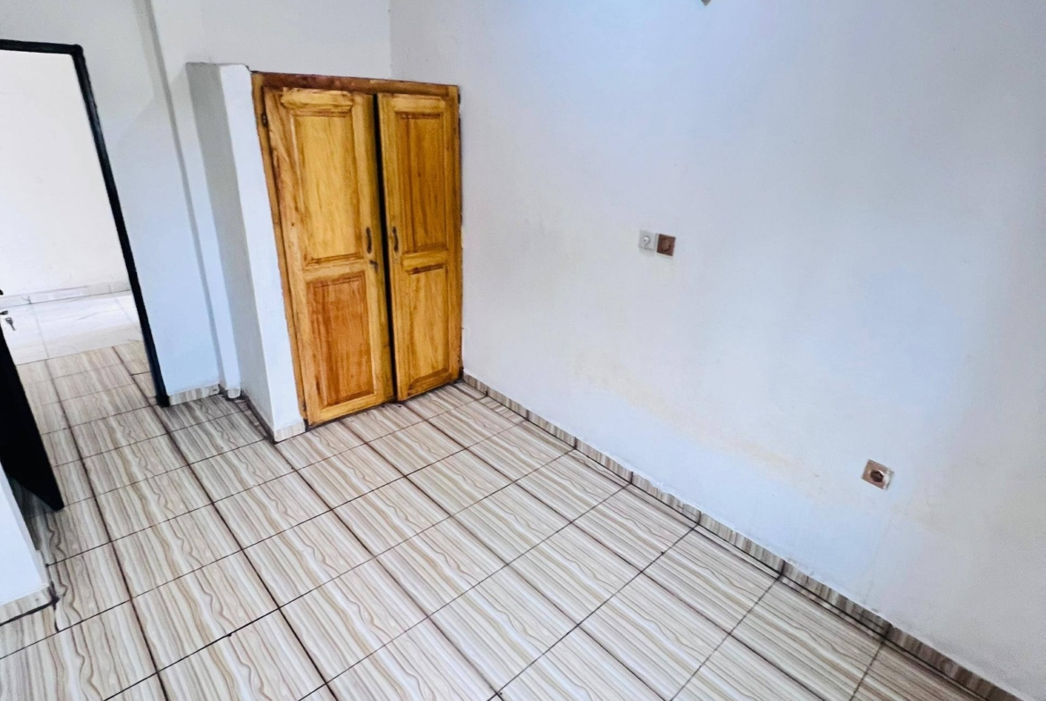 Joli appartement à louer à Yaoundé Olembé
